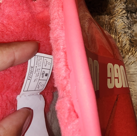 Uggs Rainboots - Picture 6 of 9